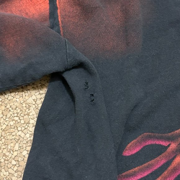 Canadian Exclusive Taz/Bugs AOP Tee - Picture 5 of 6